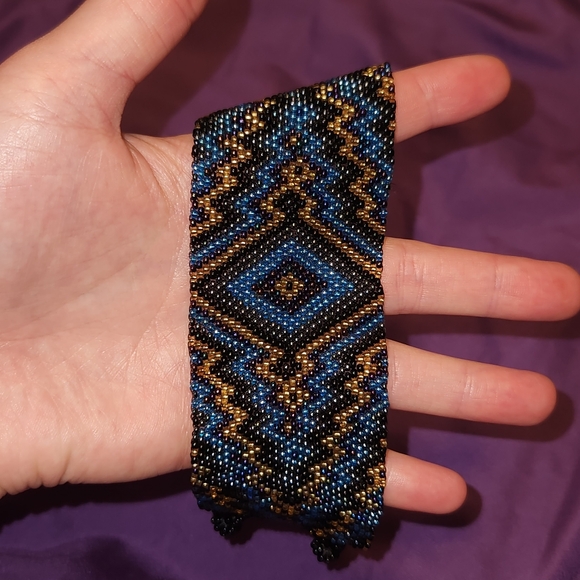 Woven Beaded Bracelet - Picture 5 of 7